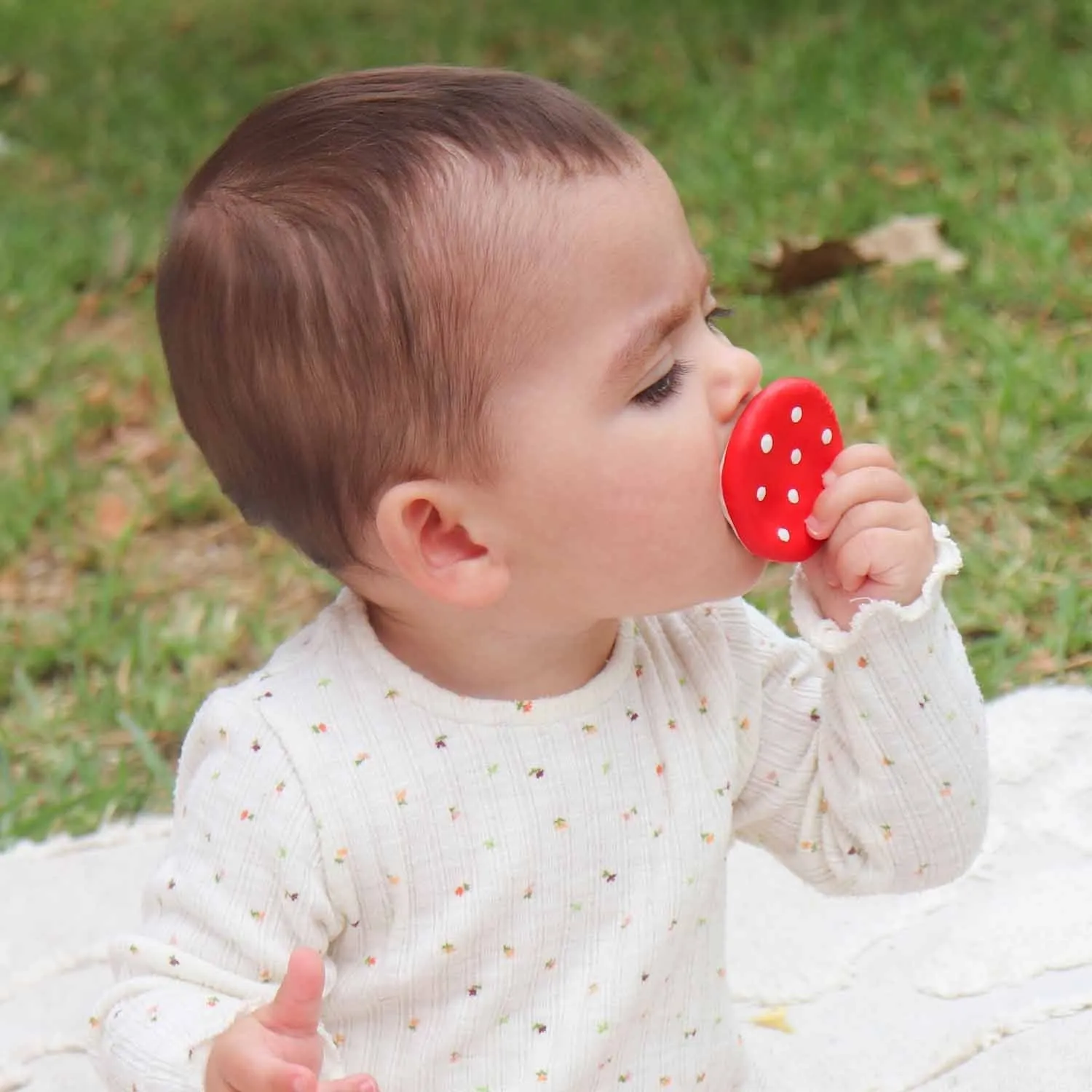 Oli & Carol Spot The Mushroom Natural Rubber Teether